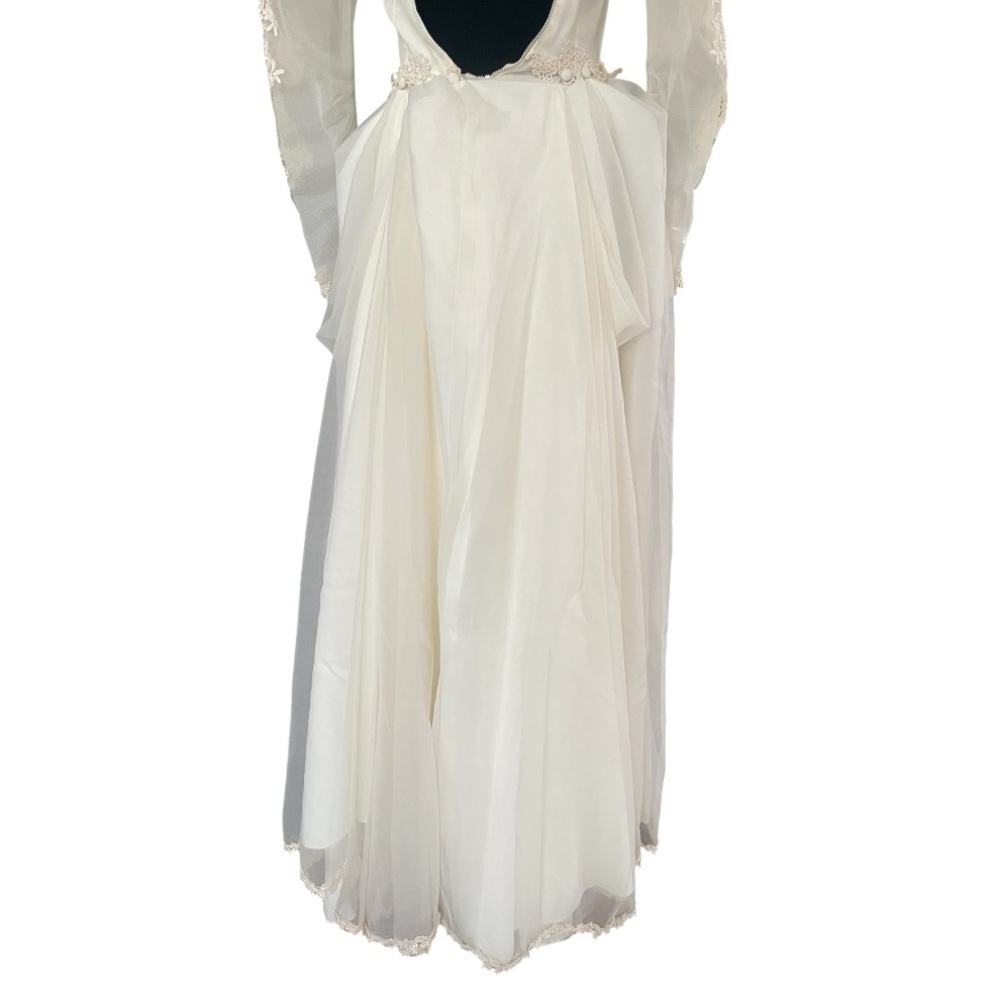 Vintage 1960-1970s Ivory Wedding Dress Lace Train Longsleeve High Neck union USA - Picture 9 of 16